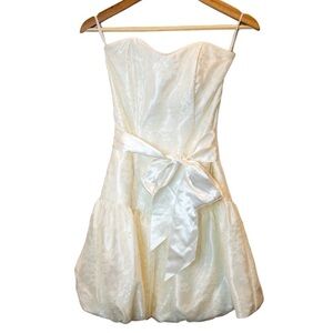 Jessica McClintock Gunne Sax Size 1 White Lace A Line Strapless Cocktail Dress